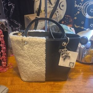 NWT ANNE KLEIN CROSSBODY BAG